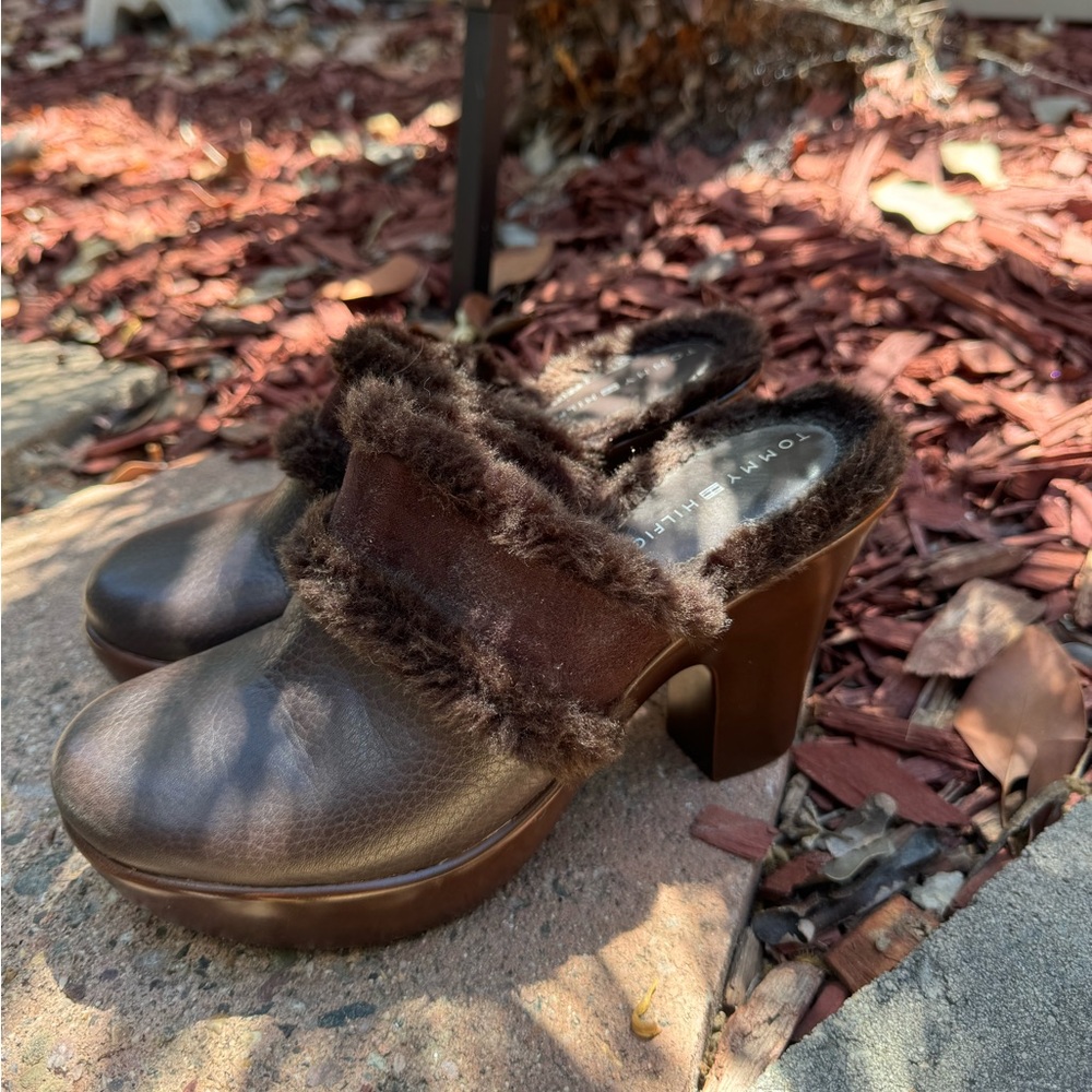 Tommy Hilfiger Brown Fur Closed Toe Heels